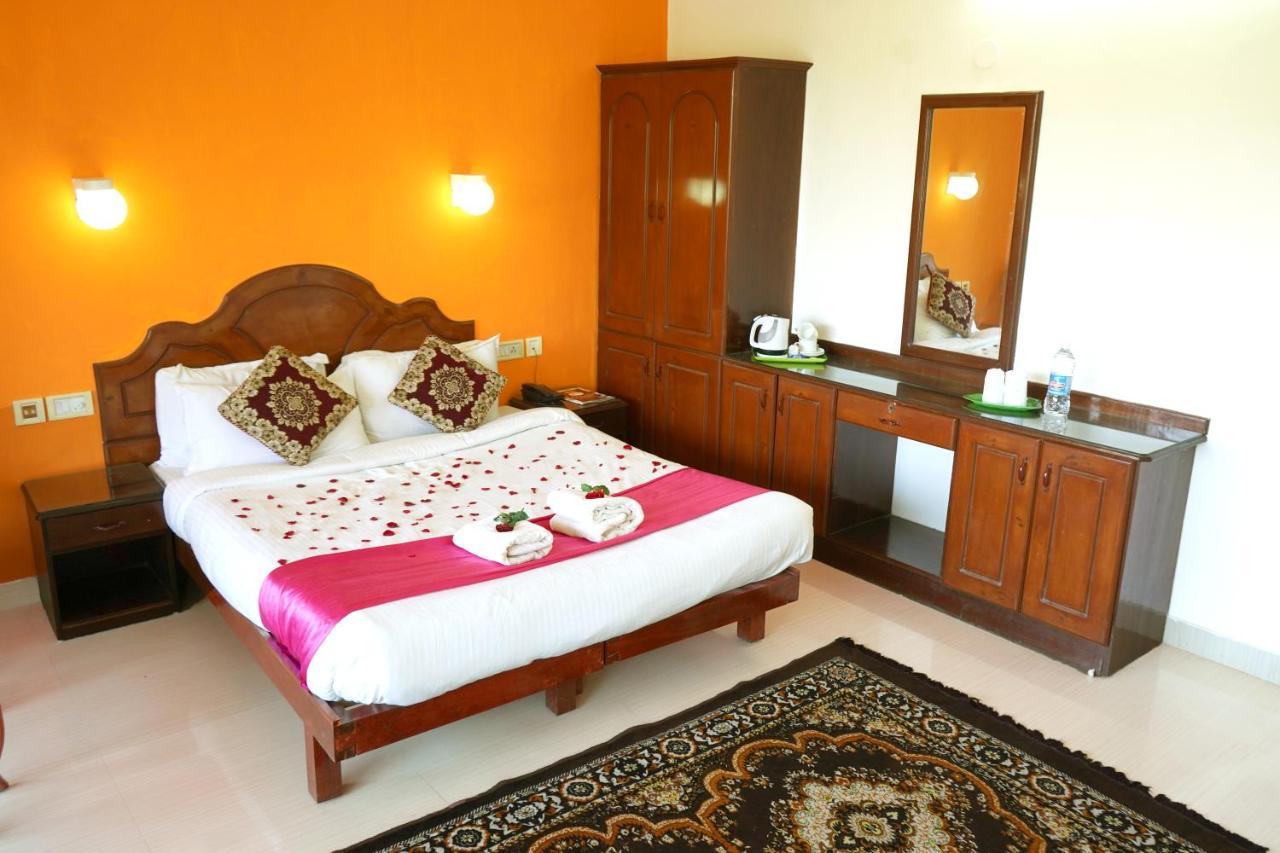 Ocean Bay Ayurvedic Beach Resort Kovalam Luaran gambar