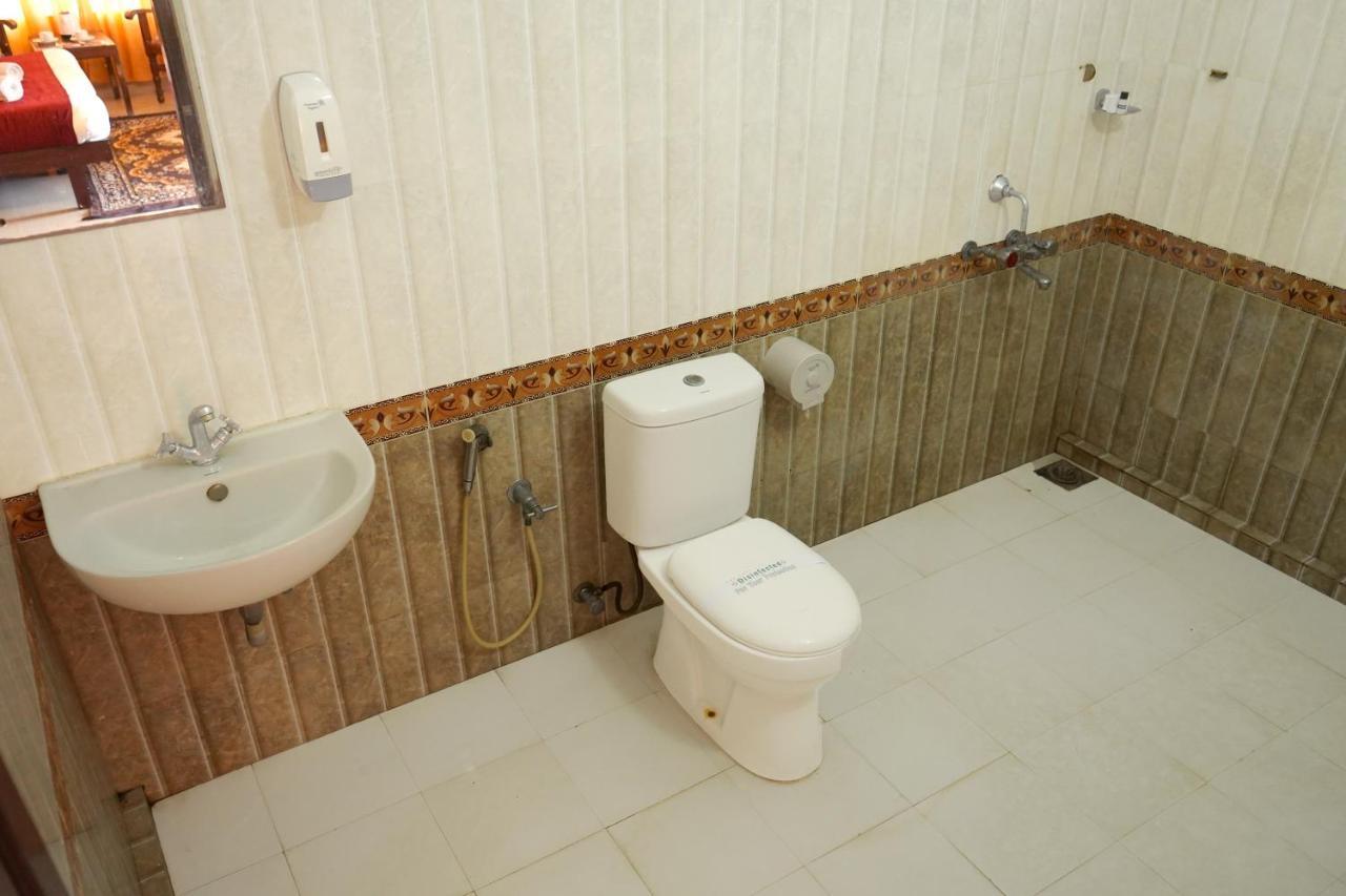 Ocean Bay Ayurvedic Beach Resort Kovalam Luaran gambar